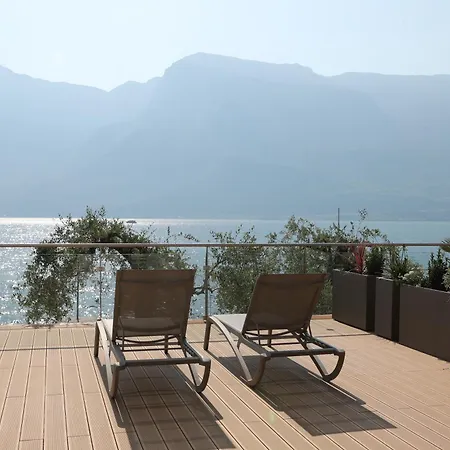 Helena Bed & Breakfast 4*