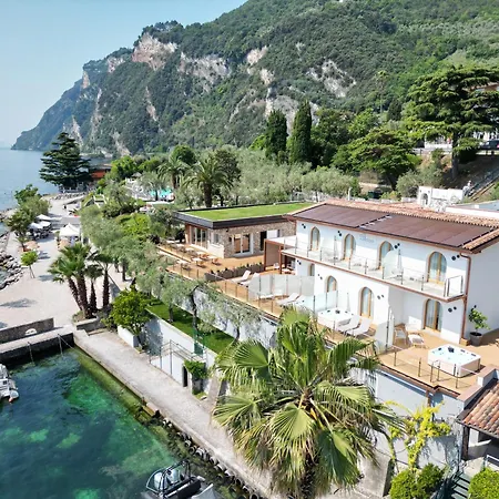 Bed & Breakfast Helena Limone sul Garda