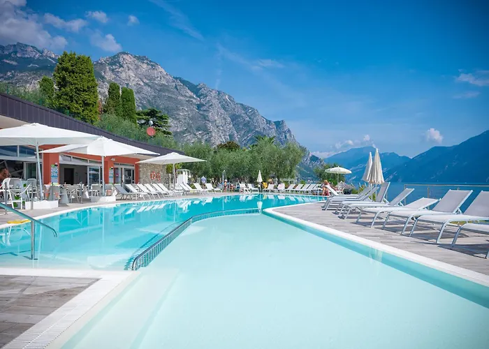 Helena By Parc Italia 4*